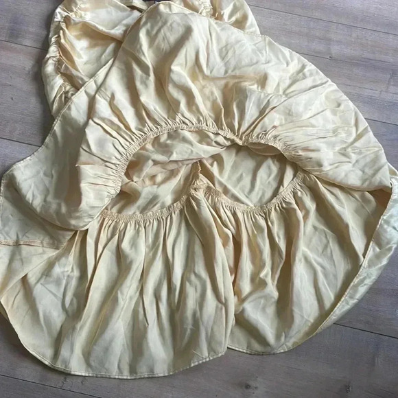 NWT Urban Revivo Ruched Yellow Tulip Skirt Sz 10 - Picture 5 of 6